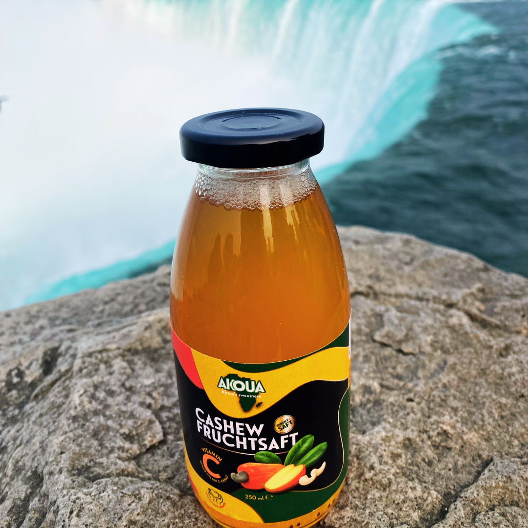 8 Flaschen Cashew-Fruchtsaft